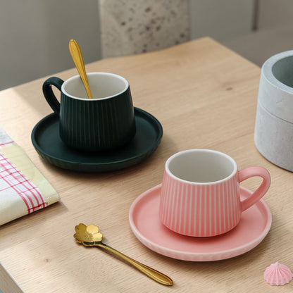 Minimal Cup and Saucer Set